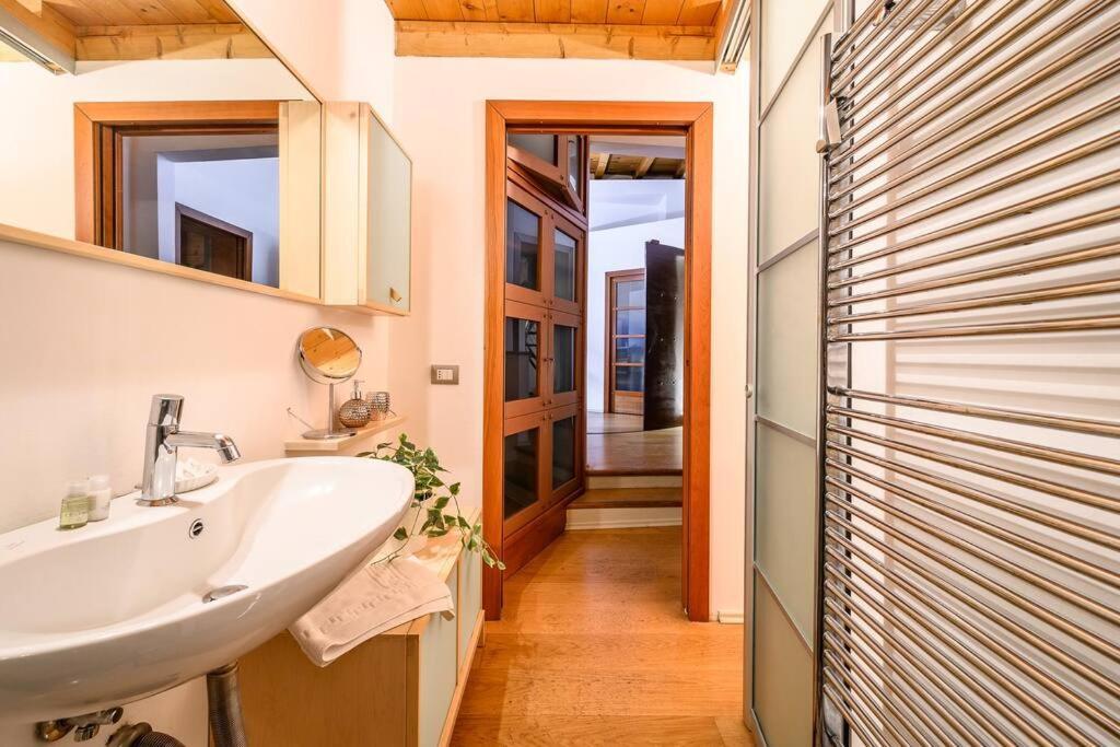 Апартаменты Ab Plus - Via Del Carro 11 Болонья Экстерьер фото