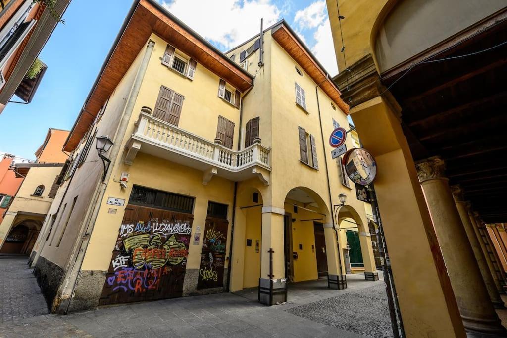 Апартаменты Ab Plus - Via Del Carro 11 Болонья Экстерьер фото